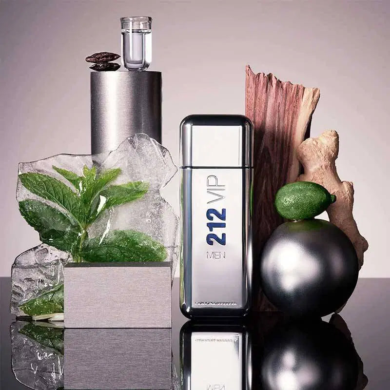 Carolina Herrera 212 VIP MEN Eau de Toilette 100ml